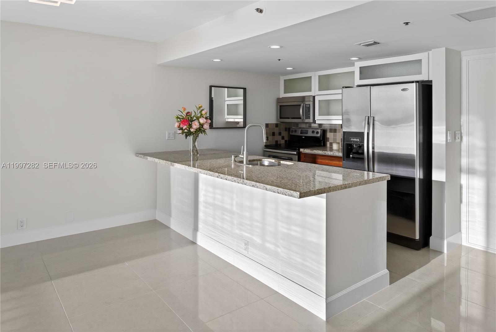 THE GRANDVIEW PALACE COND - Residential