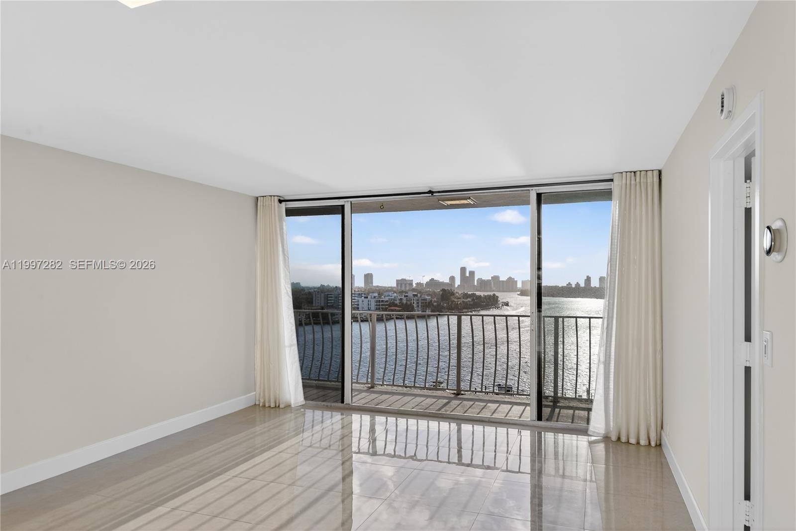 THE GRANDVIEW PALACE COND - Residential