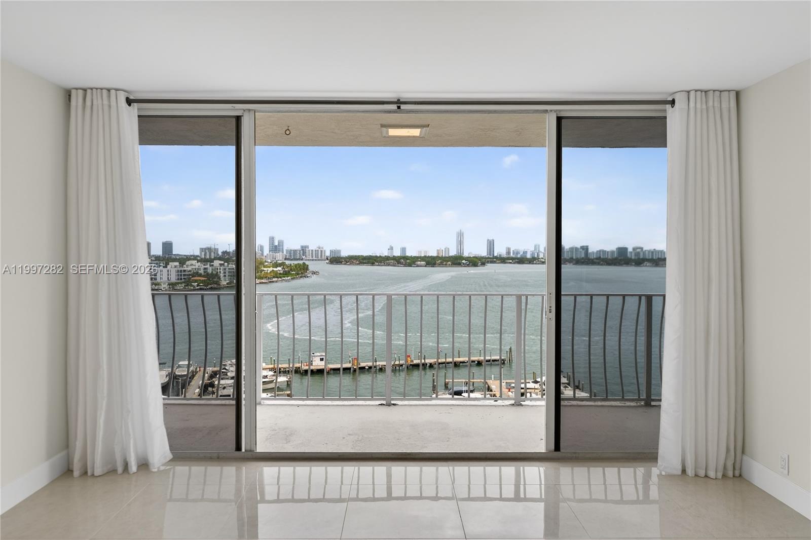 THE GRANDVIEW PALACE COND - Residential