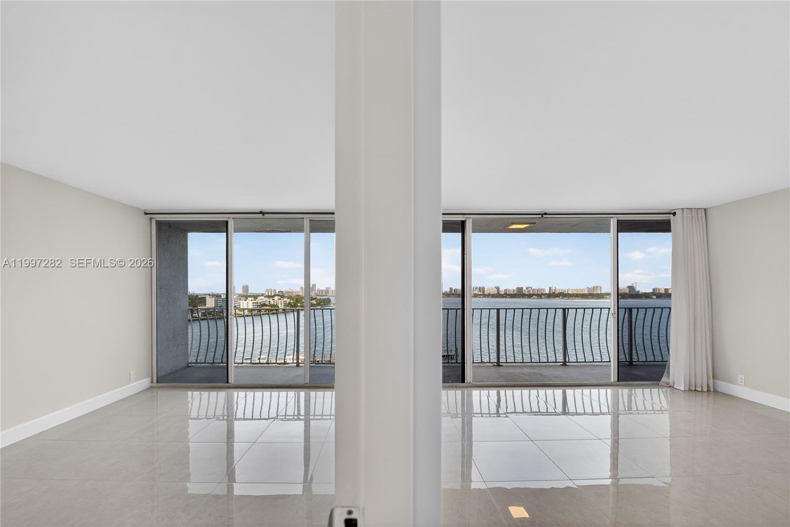 THE GRANDVIEW PALACE COND - Residential