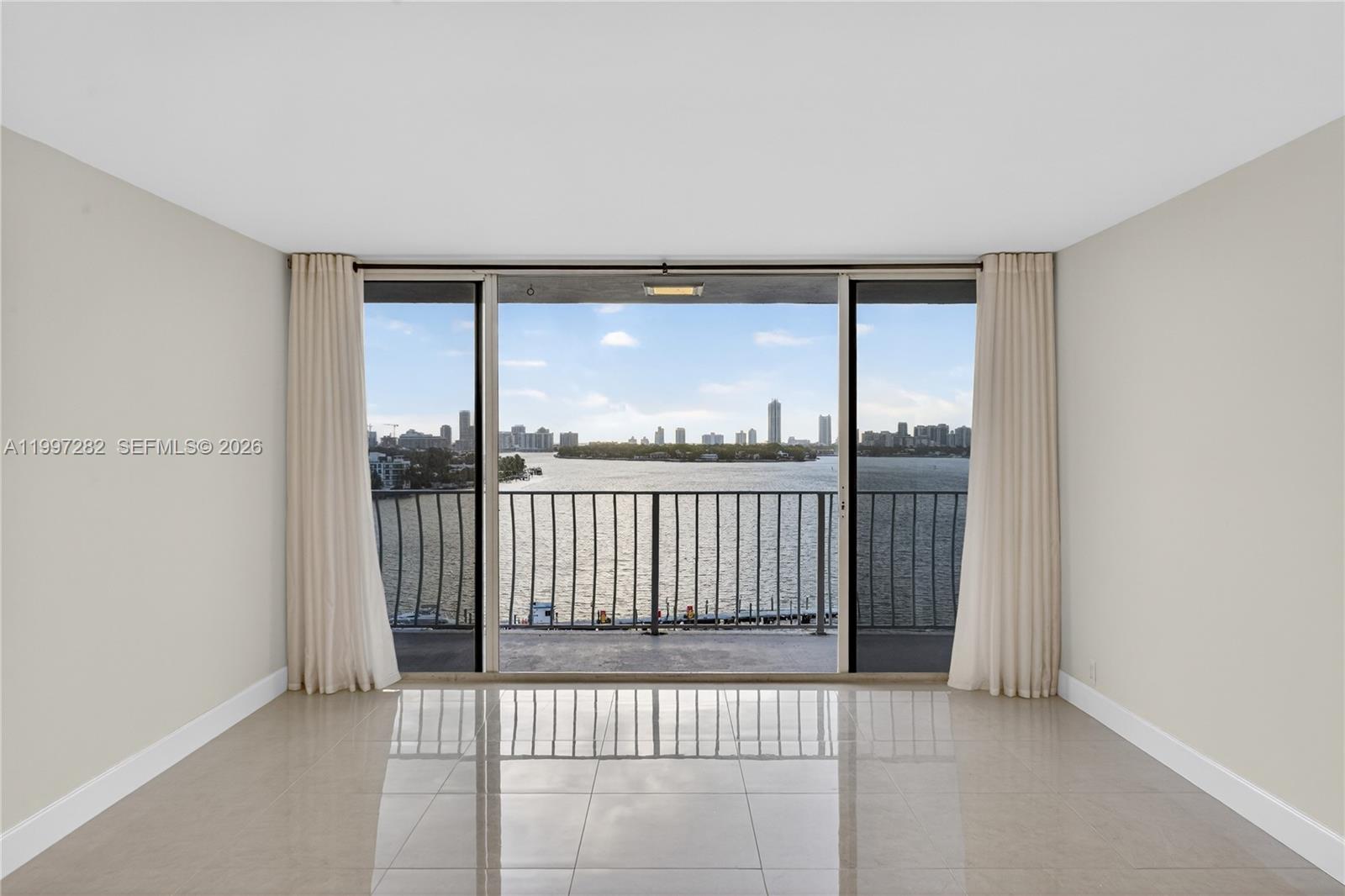 THE GRANDVIEW PALACE COND - Residential