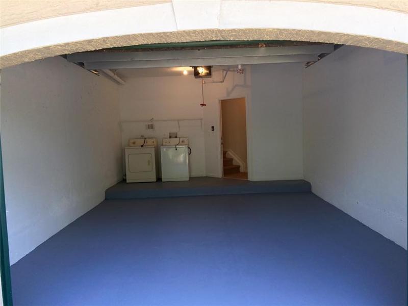 POLO GLEN CONDO - Residential Lease