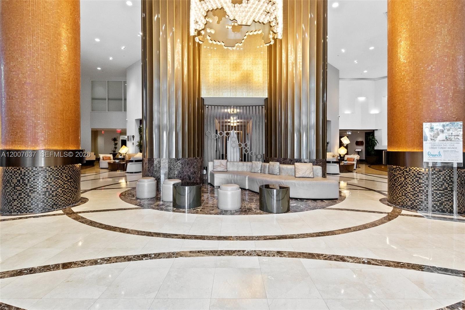 TRUMP INTERNATIONAL SONES - Residential