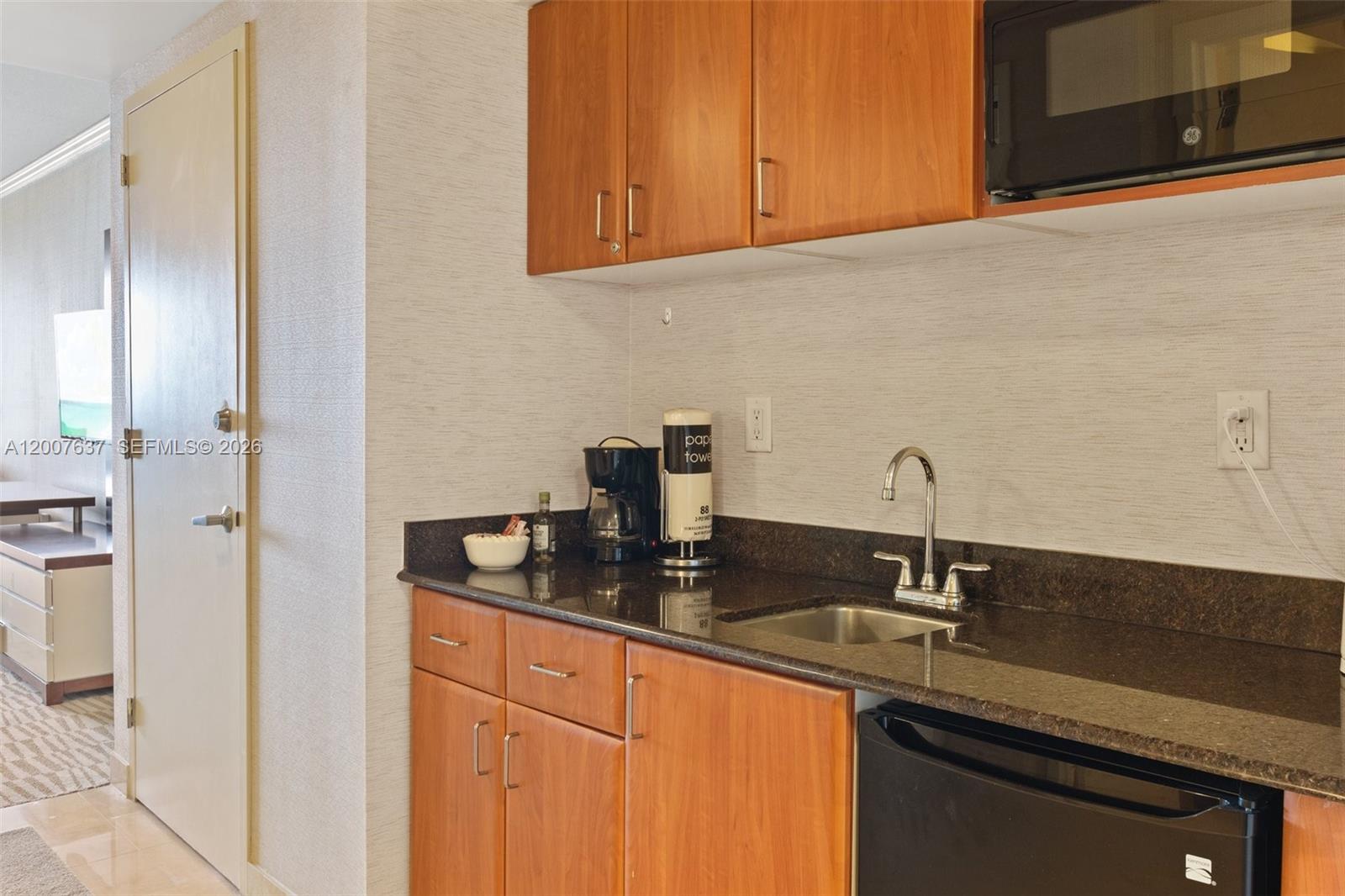 TRUMP INTERNATIONAL SONES - Residential