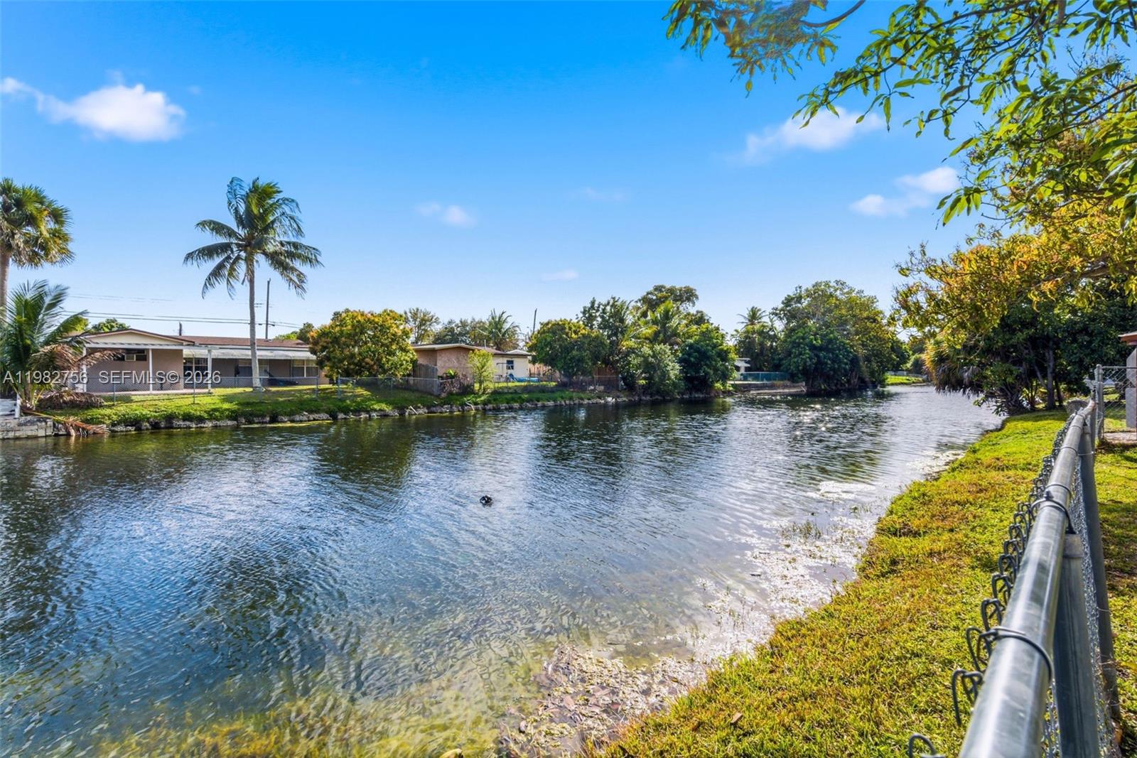 SUNRISE GOLF VILLAGE SEC - Residential