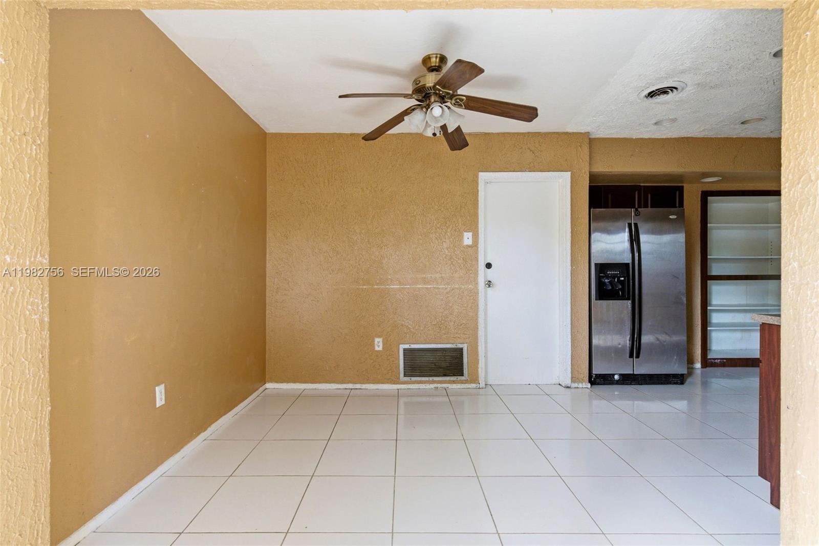 SUNRISE GOLF VILLAGE SEC - Residential