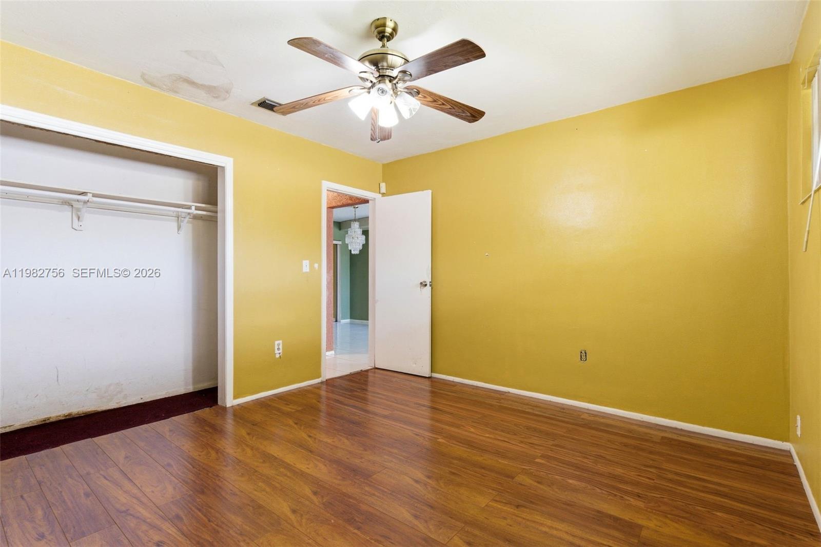 SUNRISE GOLF VILLAGE SEC - Residential