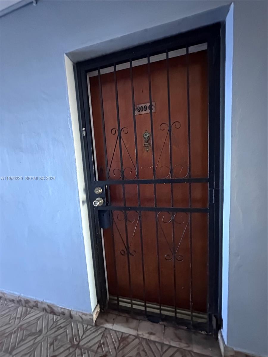 FLAGLER PLAZA CONDO - Residential