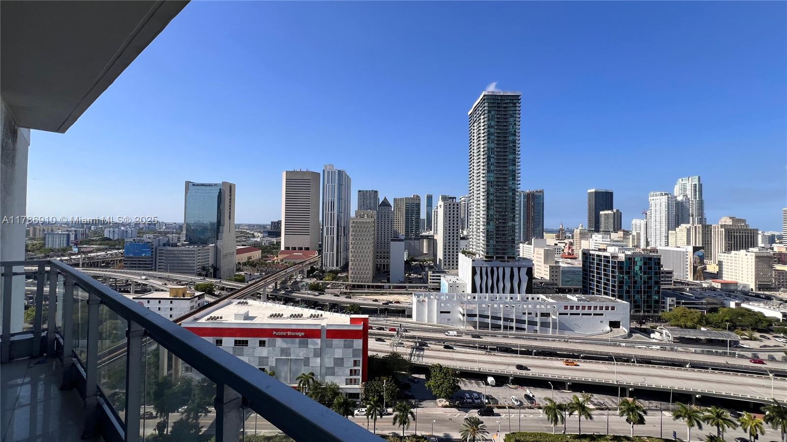 90 SW 3rd St 2204