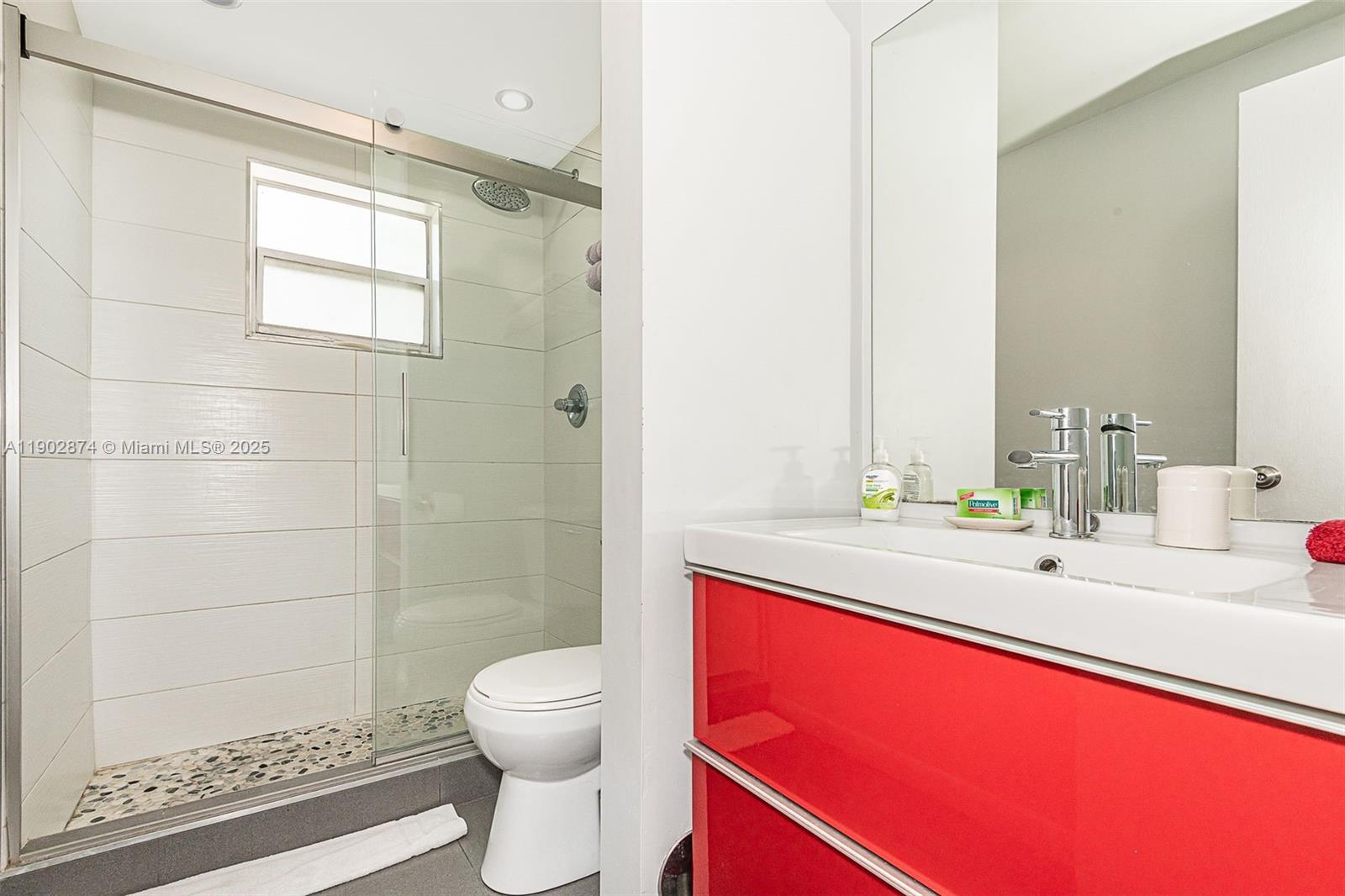 LE CARTIER CONDO - Residential Lease