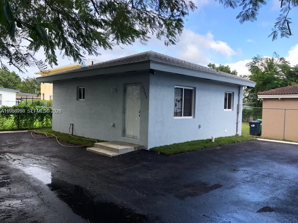 Photo of 10231 SW 176th St, Miami, FL 33157 (MLS # A11980998)