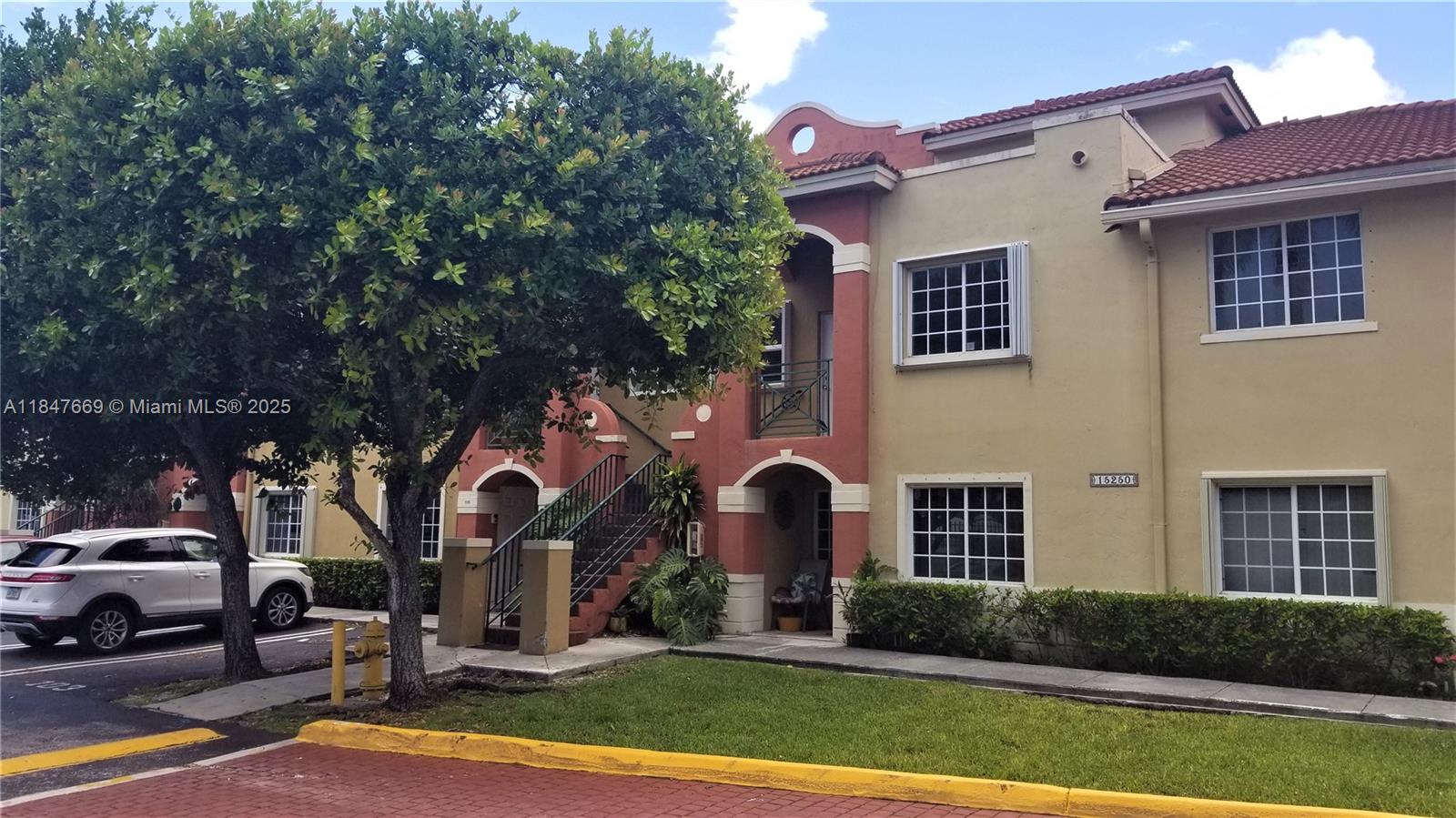 Prime location! This spacious 3 BED townhouse offers 3 full bathrooms and is just 3 minutes from the Florida Turnpike and Miami Zoo. It’s within walking distance of three shopping centers with Publix, Sedanos, various restaurants, and retail outlets. The property includes two designated parking spaces and visitor parking. Upstairs, there's a master bedroom suite, while the ground floor features another bedroom with a full bathroom. A washer and dryer are included. The large family room and kitchen create a perfect space for entertaining.