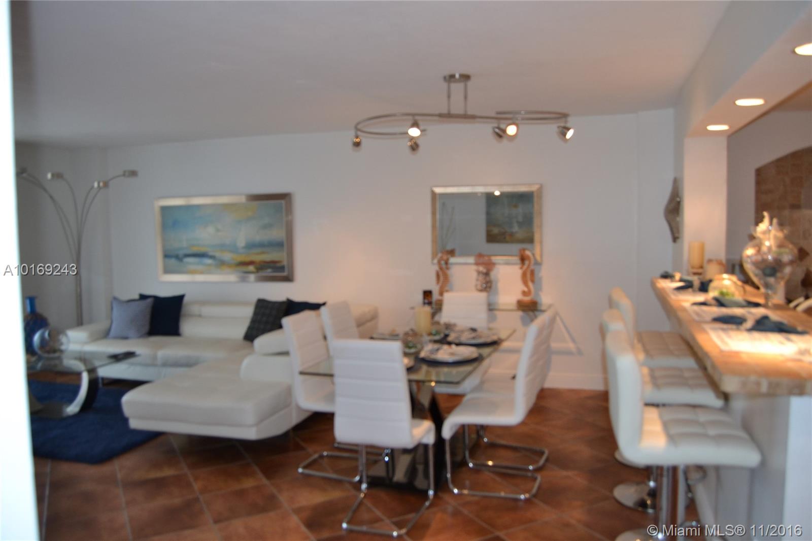 Arlen Beach Condo - Residential Lease