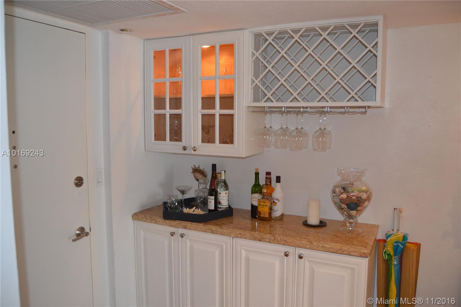 Arlen Beach Condo - Residential Lease