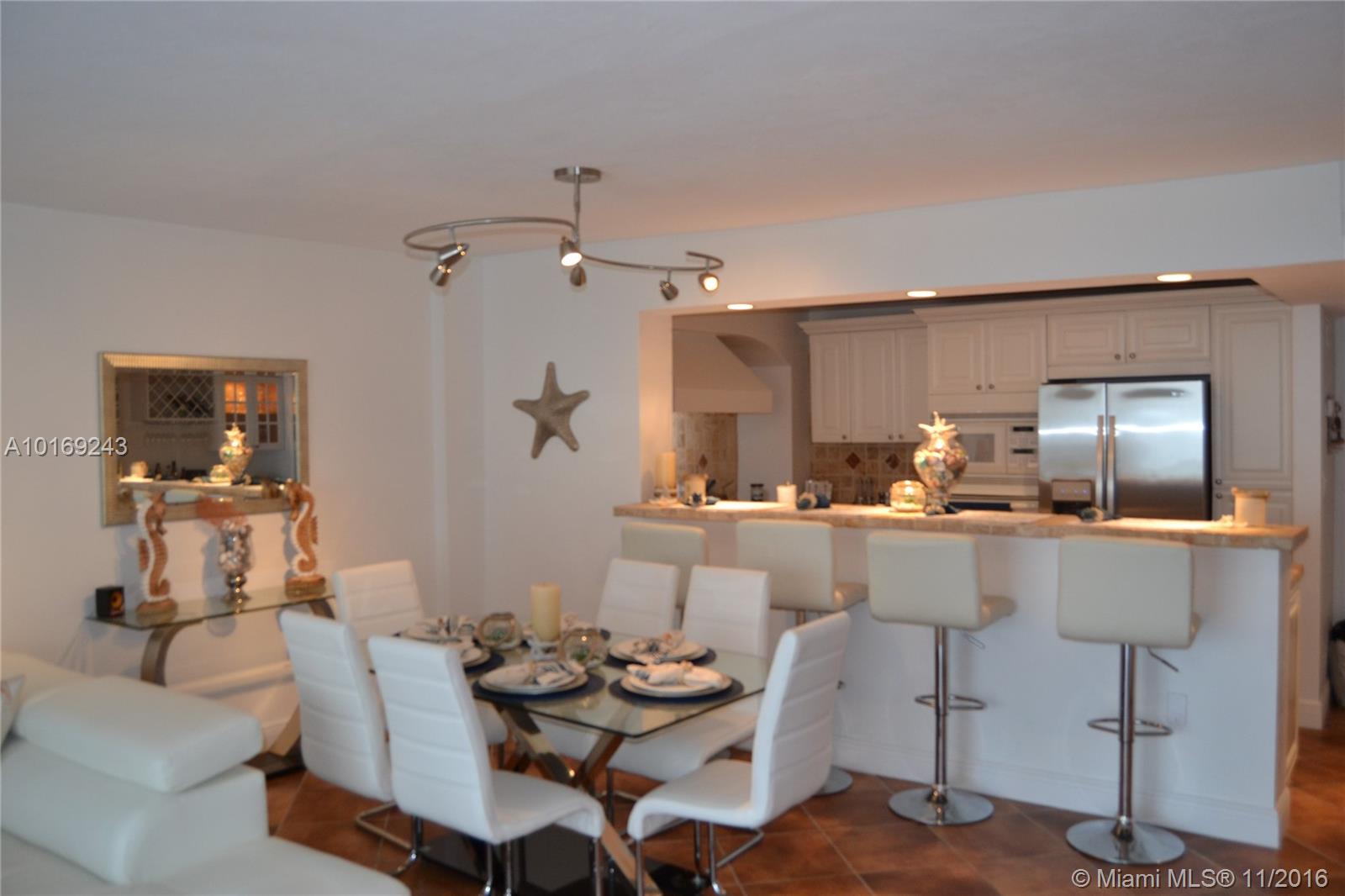 Arlen Beach Condo - Residential Lease