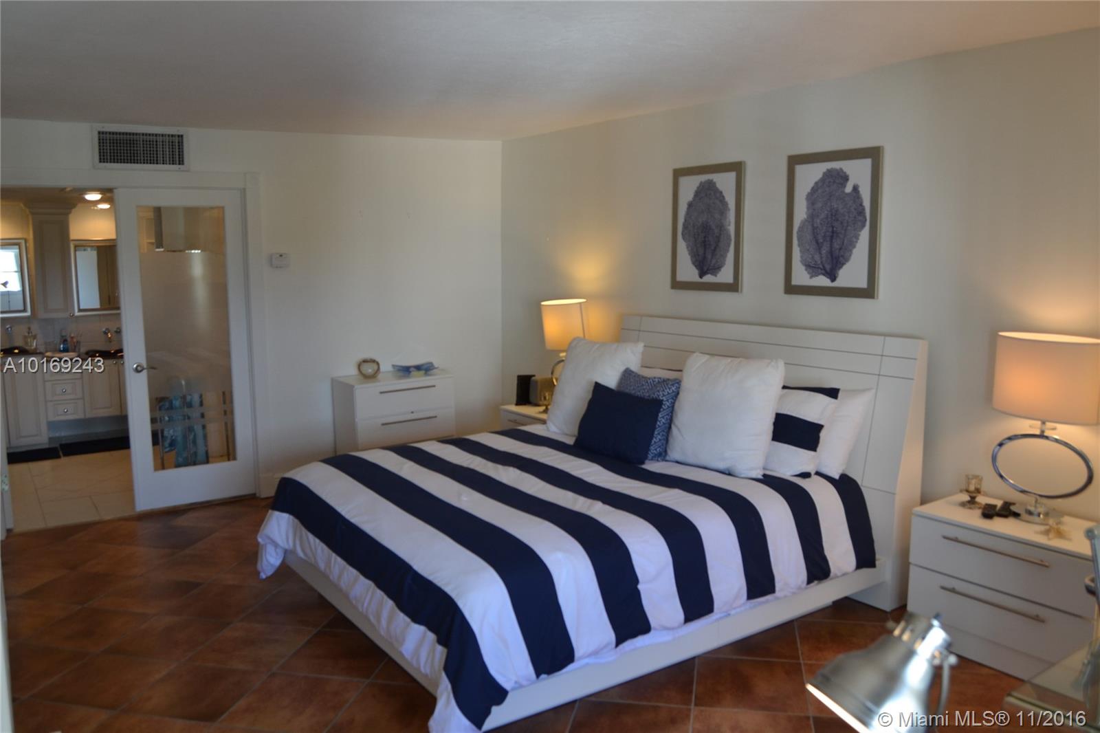 Arlen Beach Condo - Residential Lease