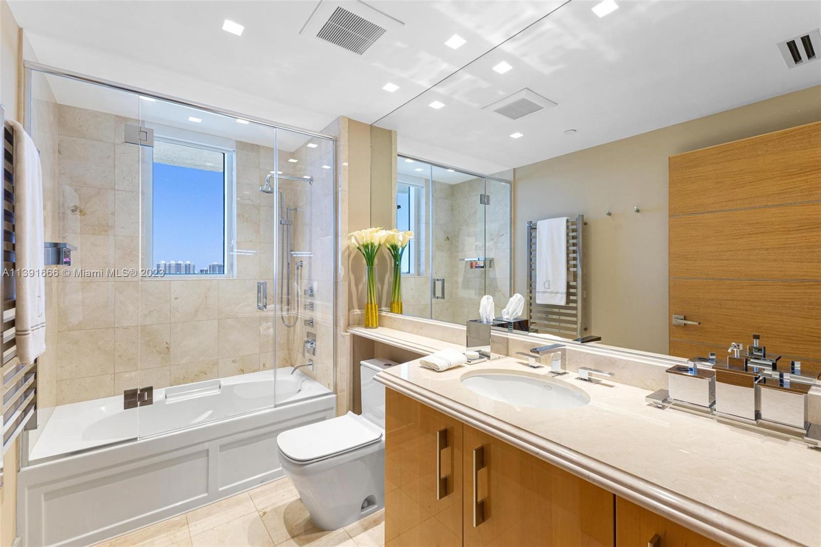 ACQUALINA OCEAN RESIDENCE - Residential