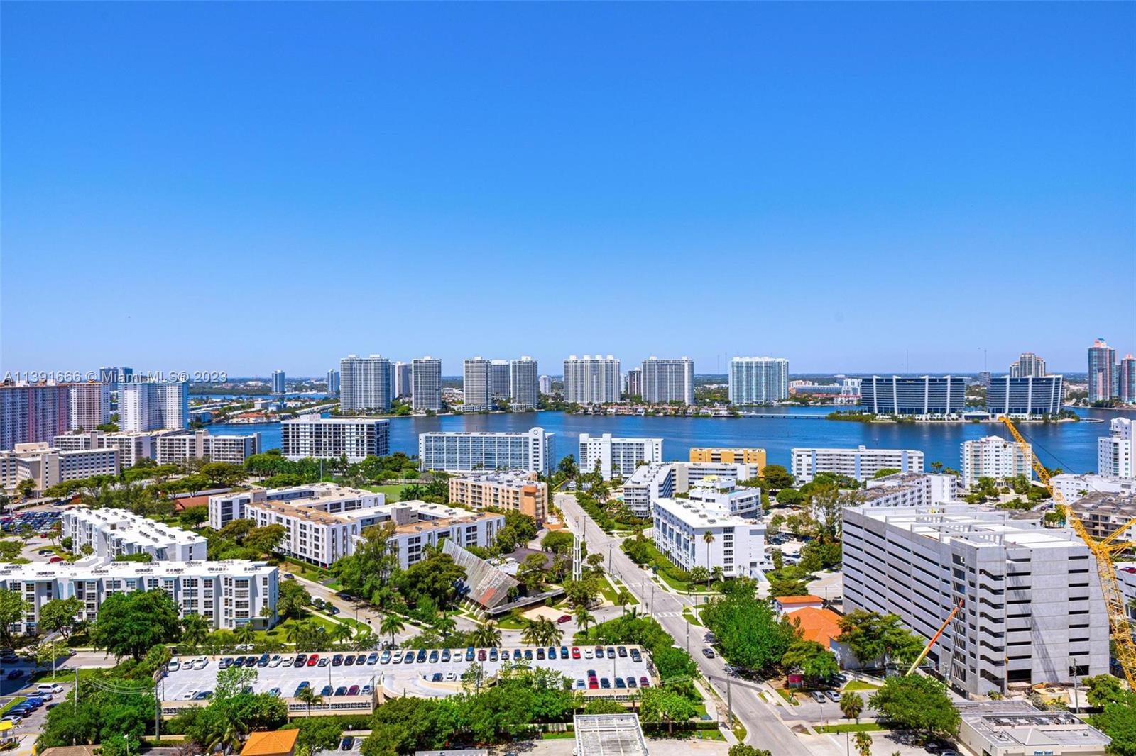 ACQUALINA OCEAN RESIDENCE - Residential