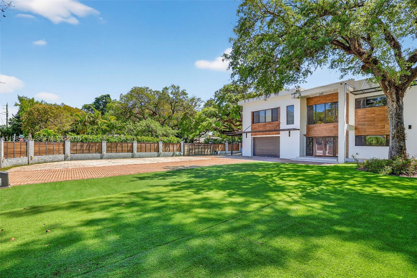 RIVERLAND MANORS - Residential Lease