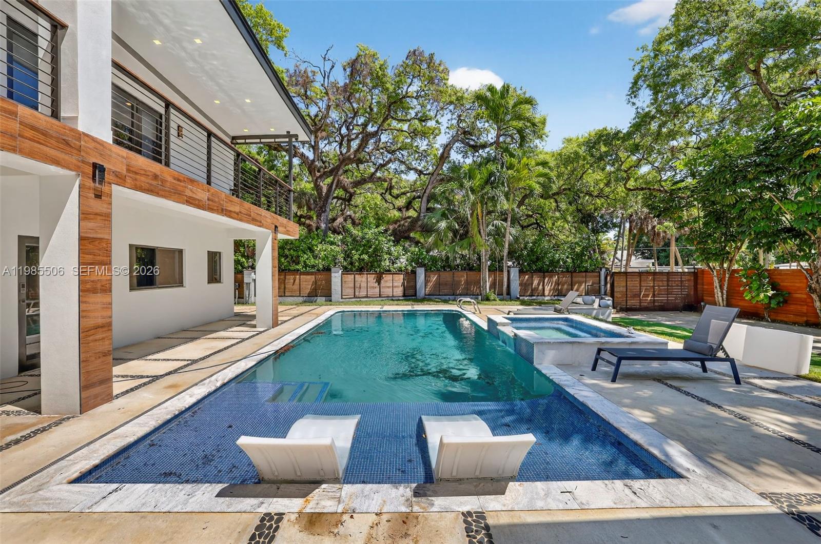 RIVERLAND MANORS - Residential Lease