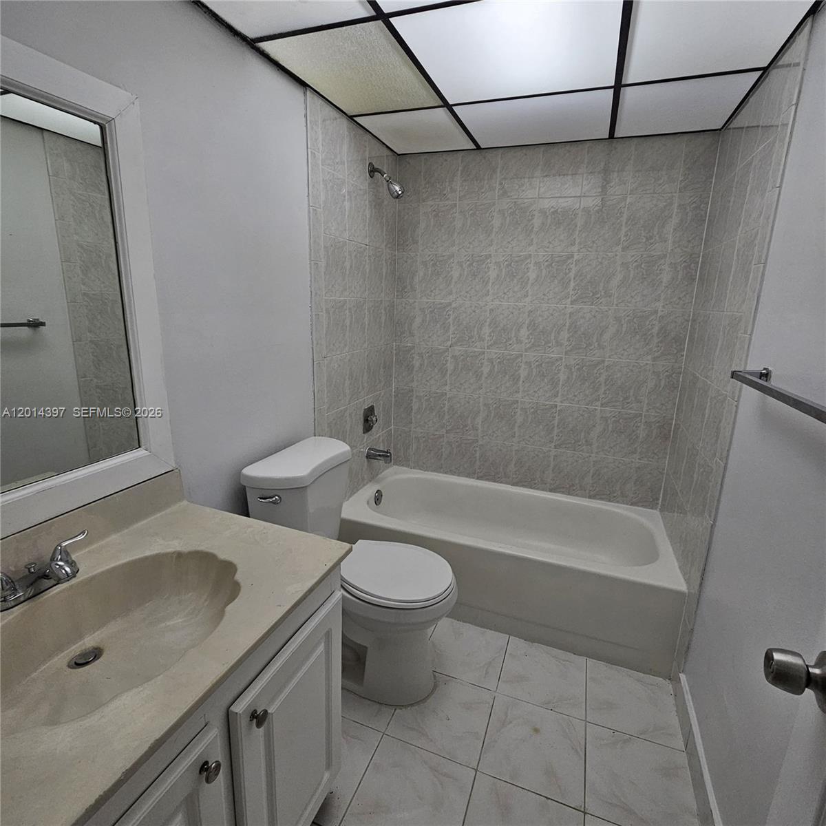 CYPRESS CHASE 5 CONDO - Residential Lease
