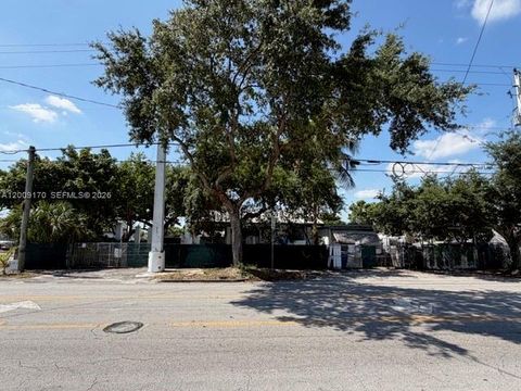 Photo of 890 E 52nd St, Hialeah, FL 33013 (MLS # A12009170)