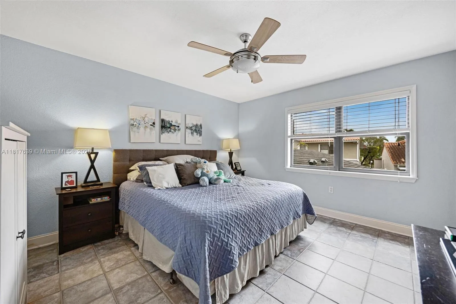 Miami, Florida 33165, United States, 4 Bedrooms Bedrooms, ,3 BathroomsBathrooms,Residential,Active,148197