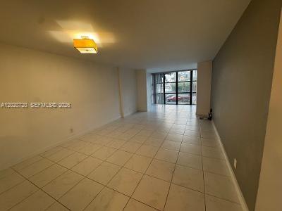 1000 Parkview Dr 226
