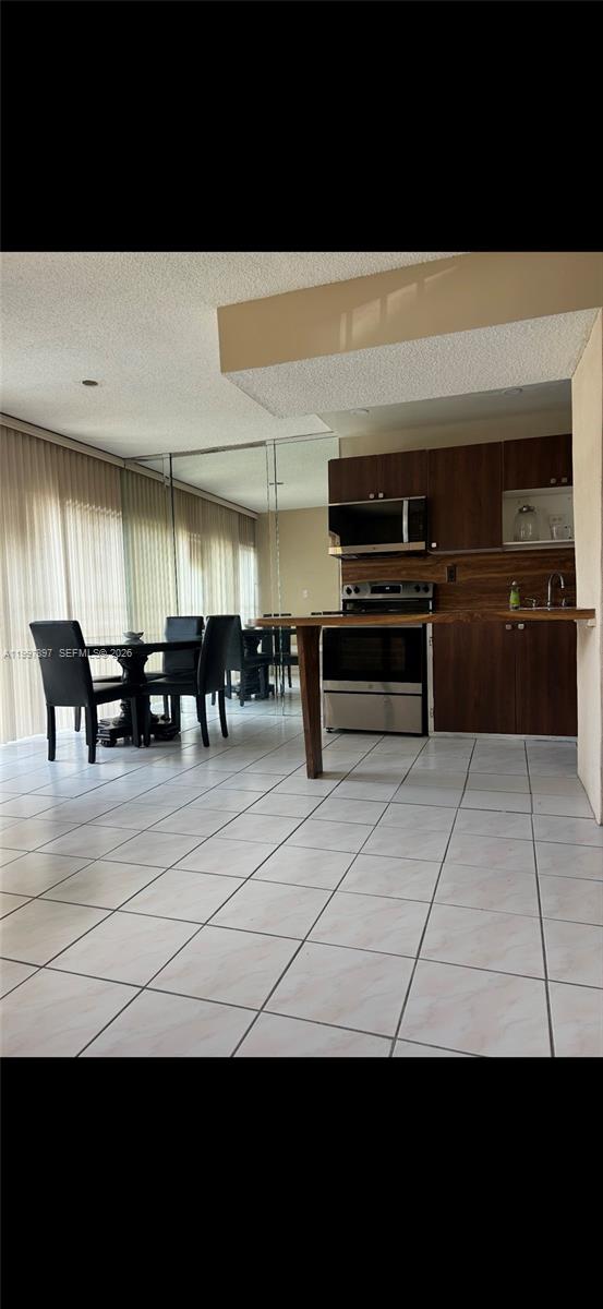 SOUTH WINDS CONDO - Residential Lease