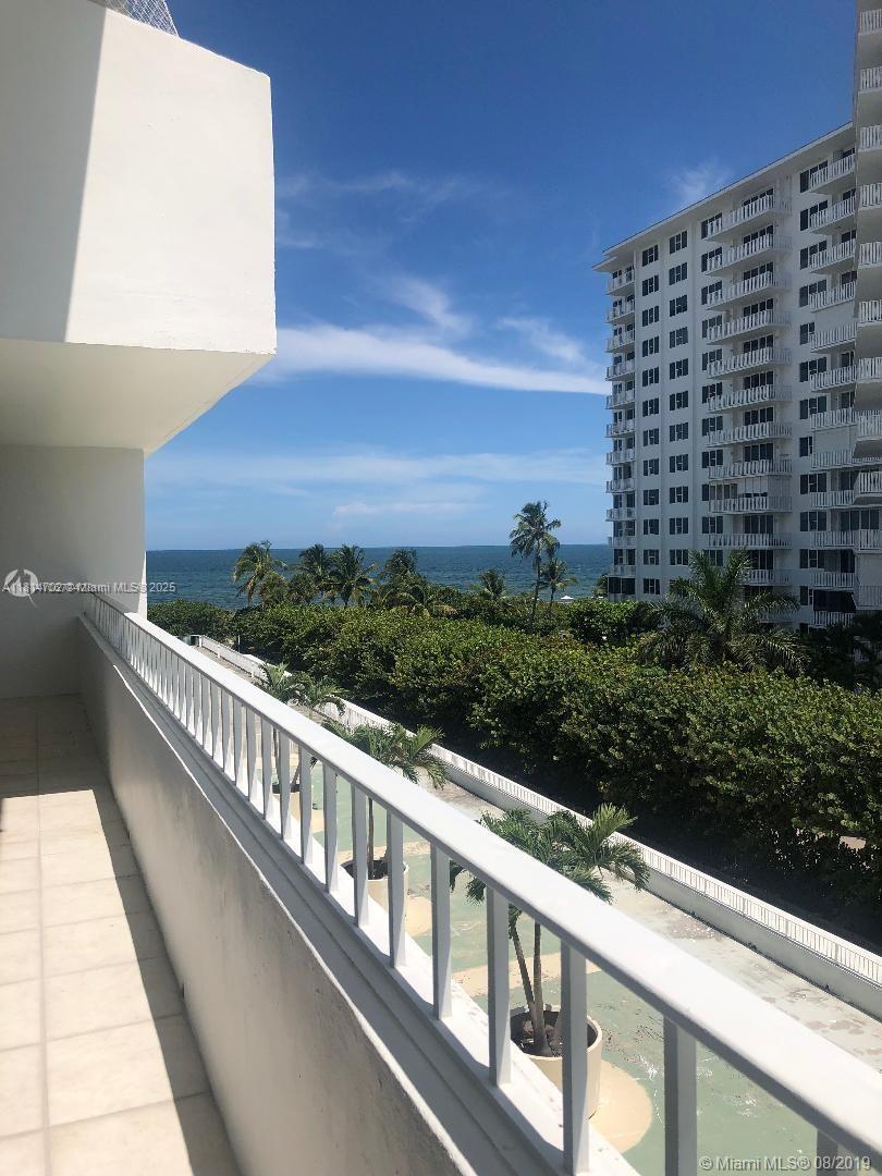 Rental Property at 199 Ocean Lane Dr 505, Key Biscayne, Miami-Dade County, Florida - Bedrooms: 2 
Bathrooms: 2  - $5,450 MO.