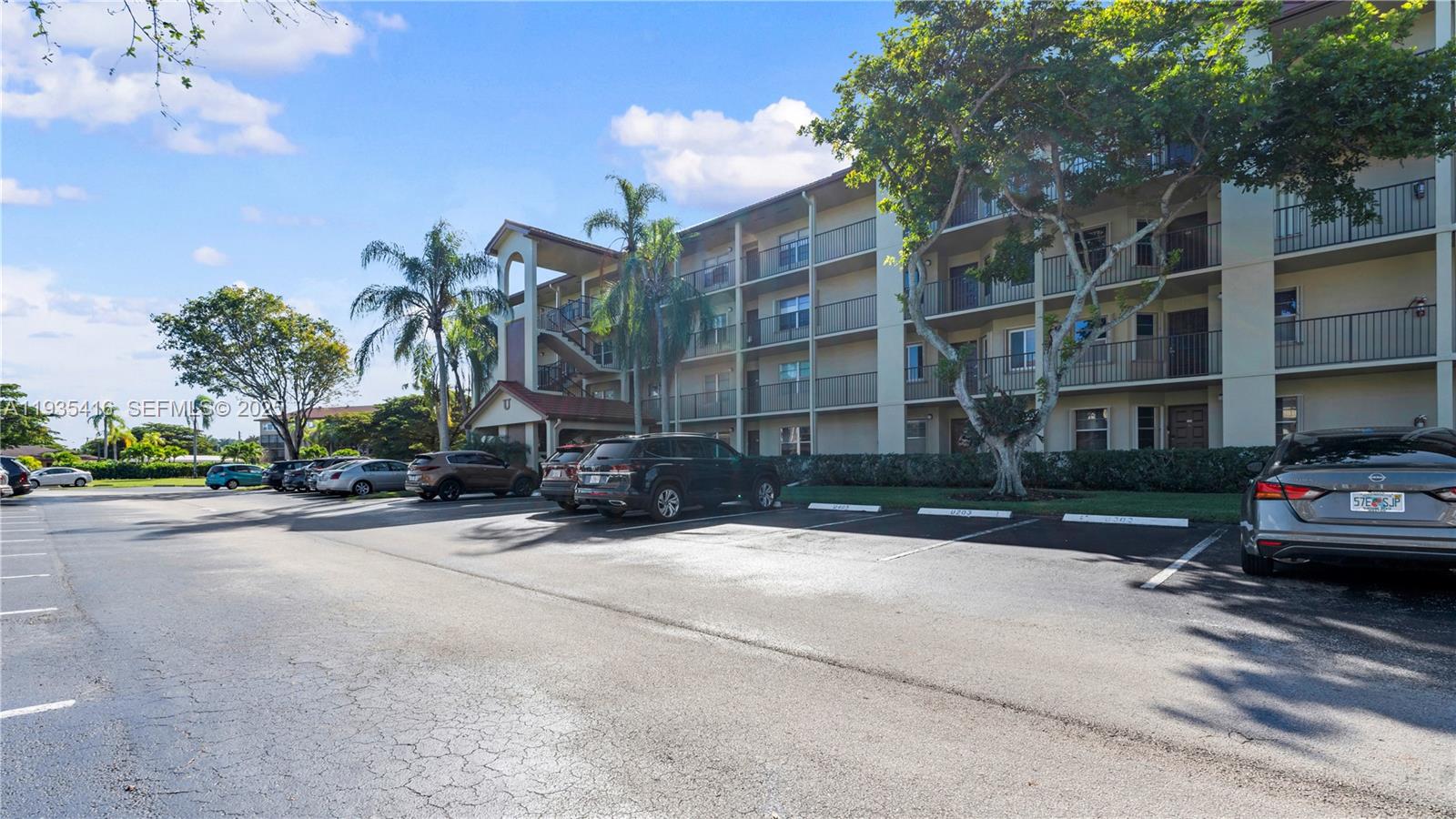 IVANHOE EAST AT CENTURY V - Residential