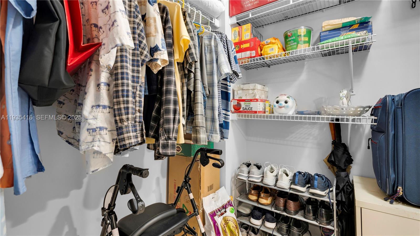 IVANHOE EAST AT CENTURY V - Residential