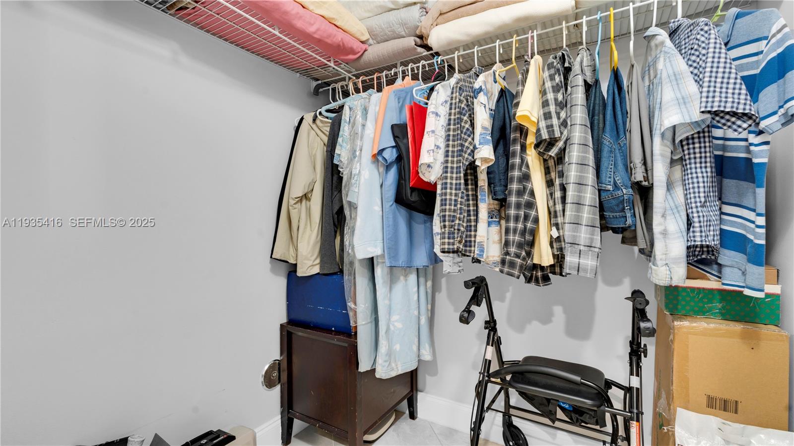 IVANHOE EAST AT CENTURY V - Residential