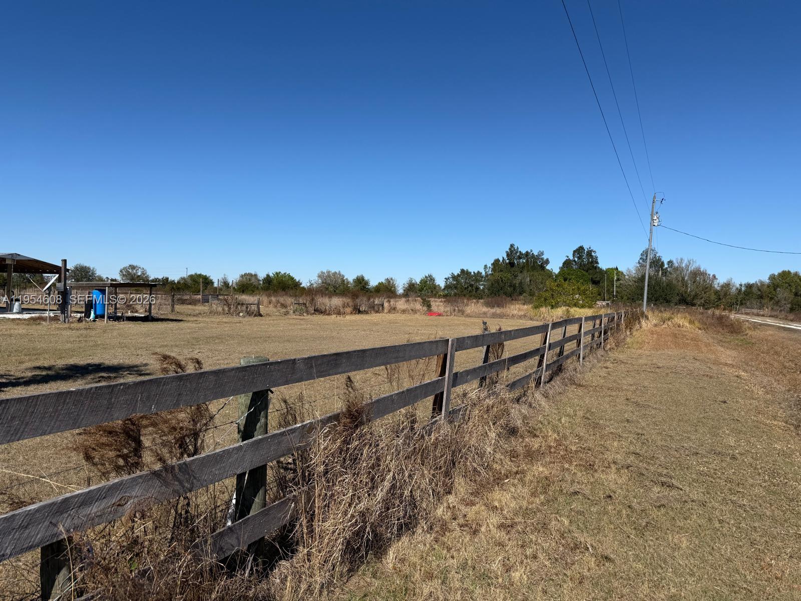 W 612.33 FT OF N 355.75 FT - Land