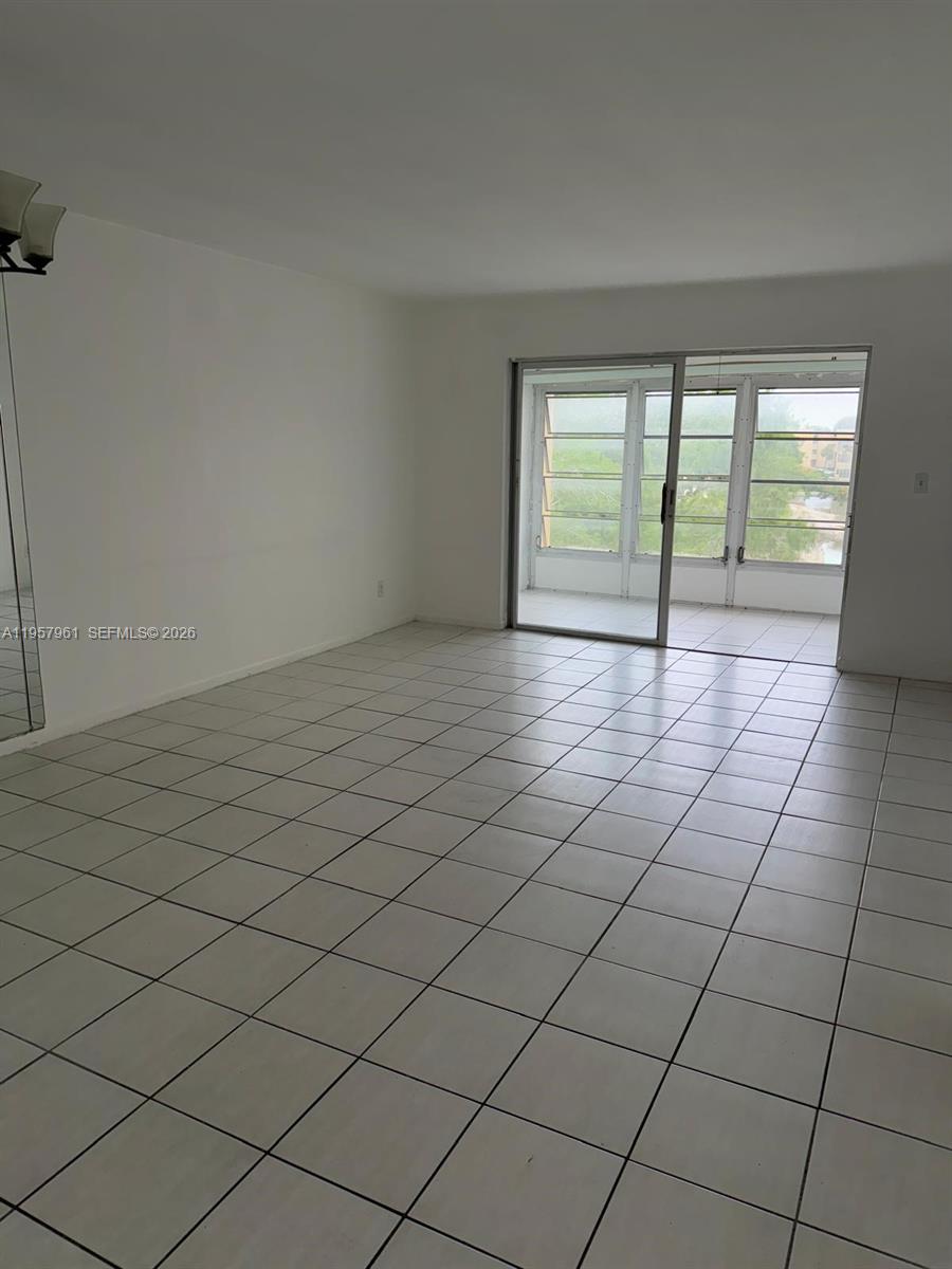 5800 NW 64th Ave 306