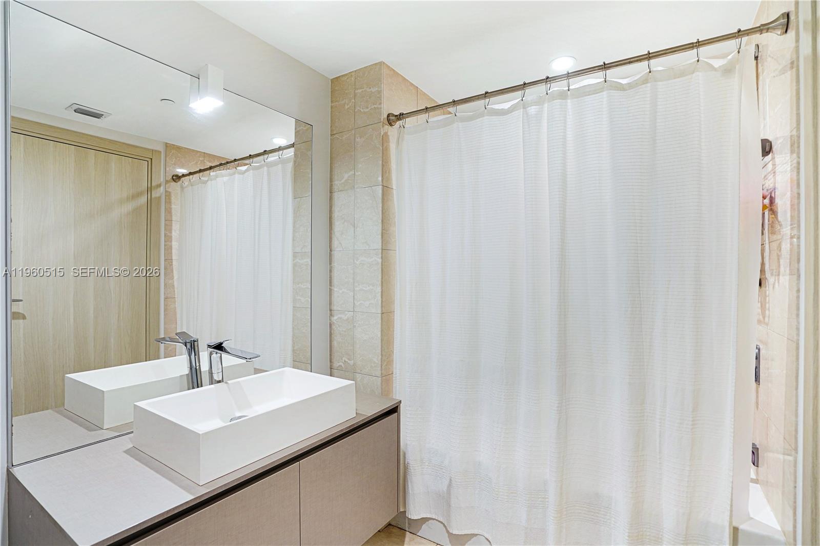 BRICKELL FLATIRON CONDO - Residential