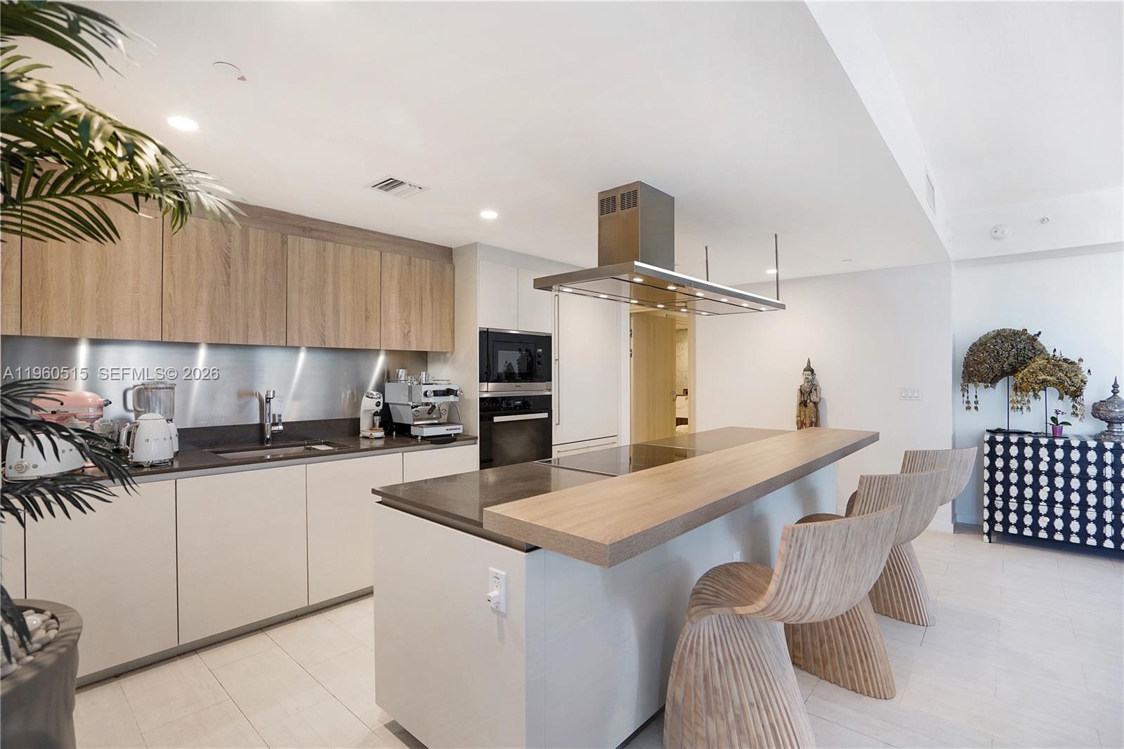 BRICKELL FLATIRON CONDO - Residential