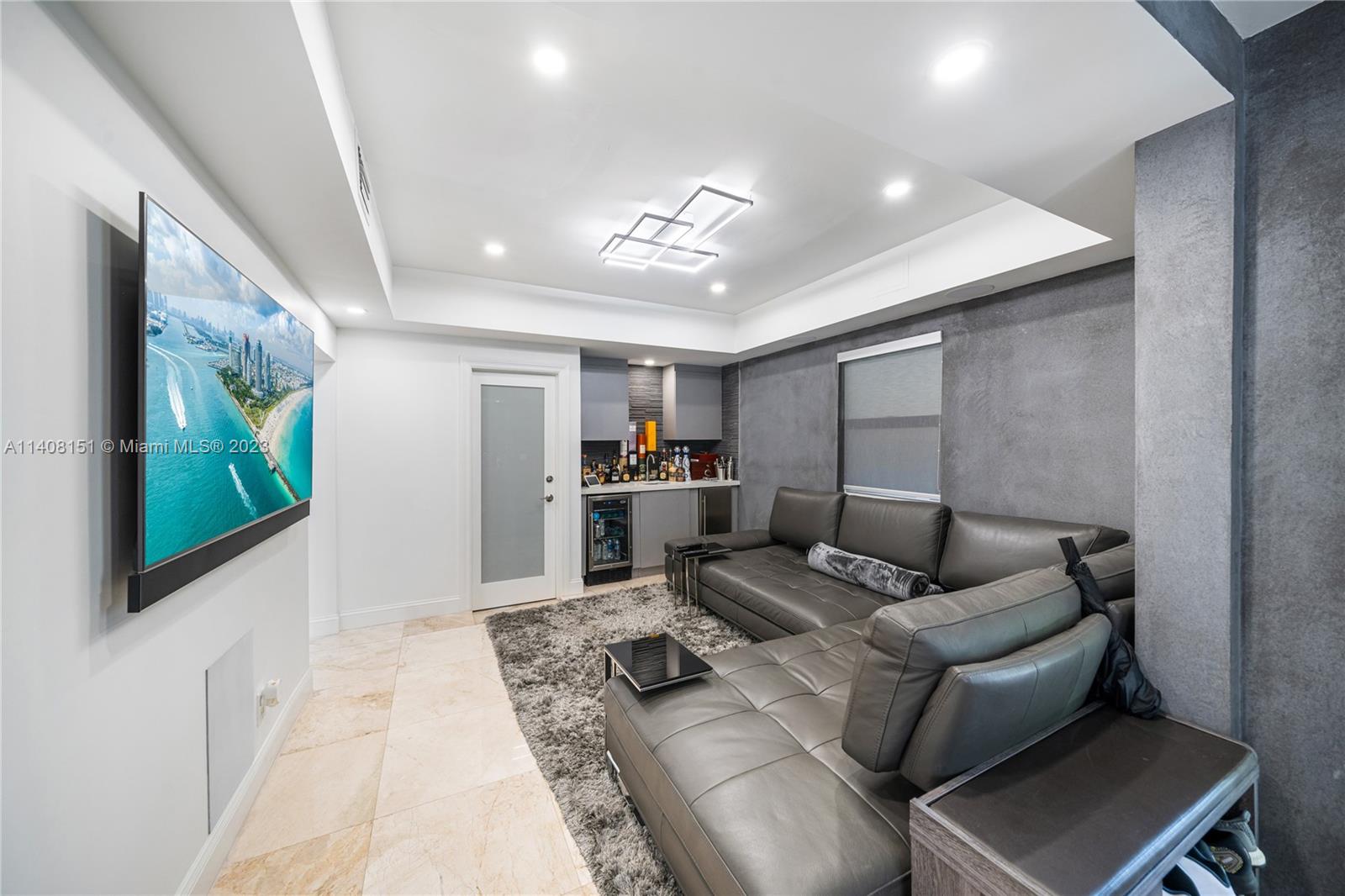 MID GOLF SUB - Residential