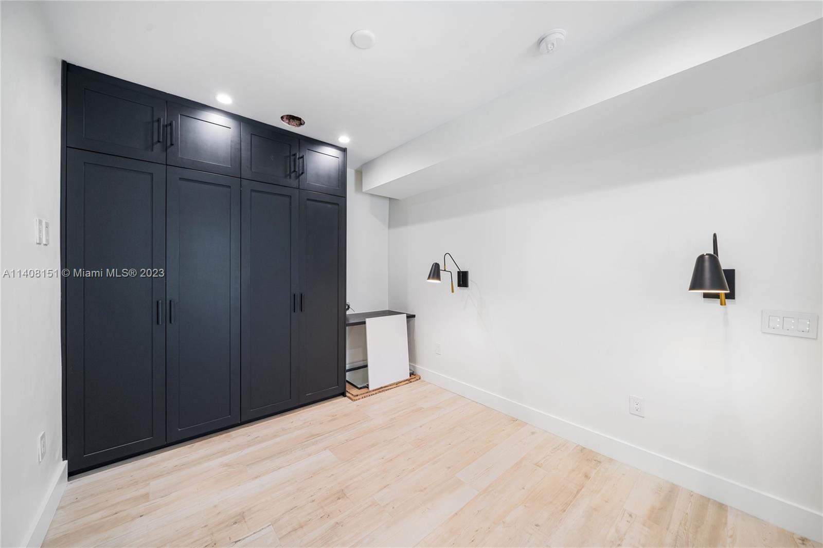 MID GOLF SUB - Residential