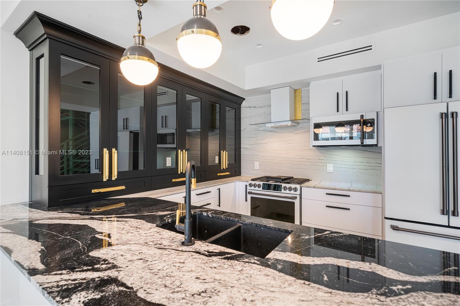 MID GOLF SUB - Residential