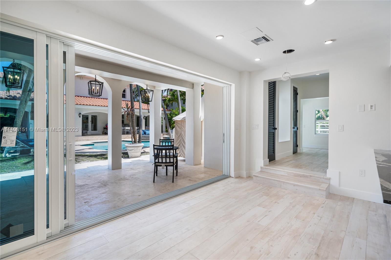 MID GOLF SUB - Residential