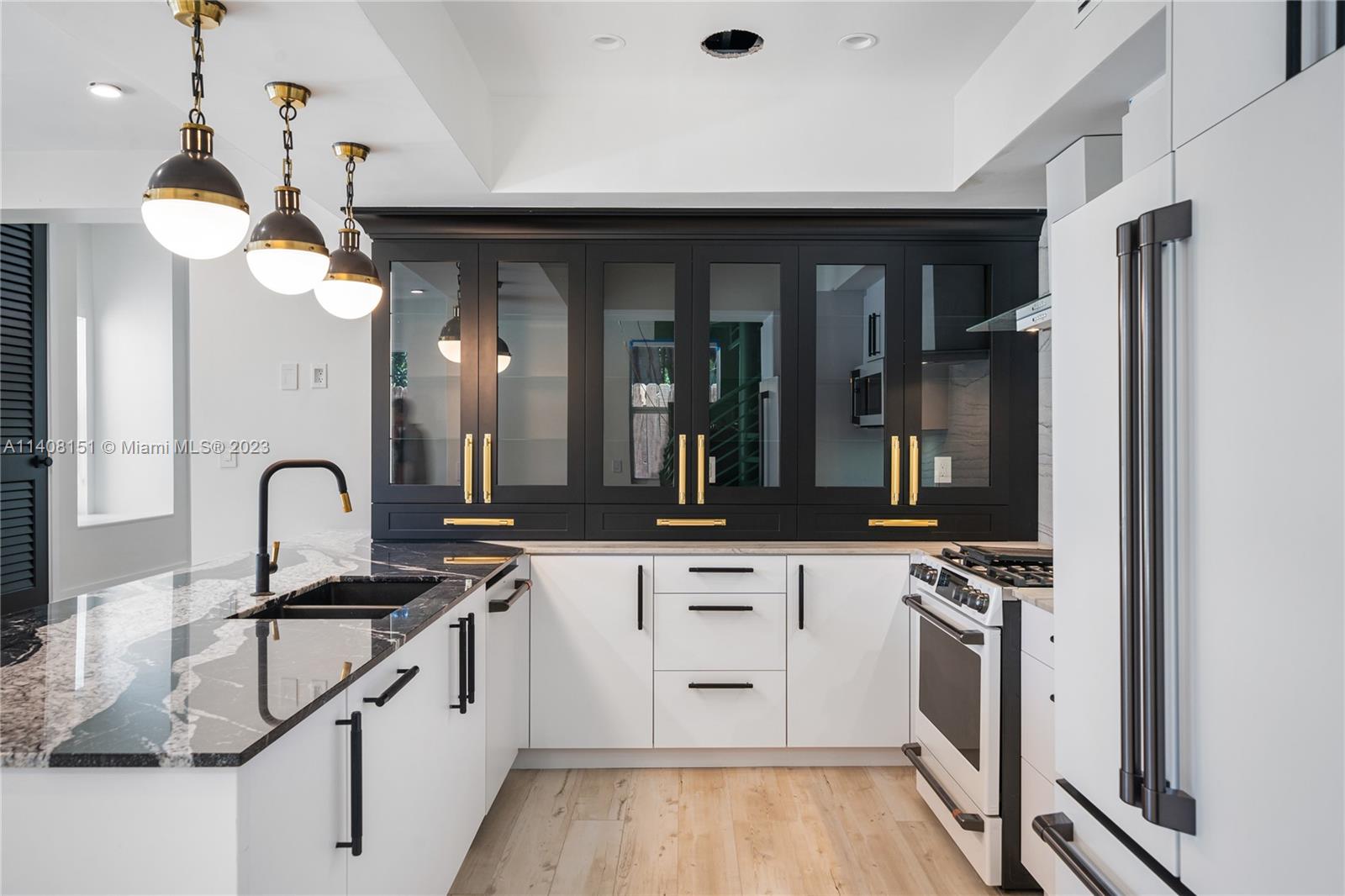 MID GOLF SUB - Residential