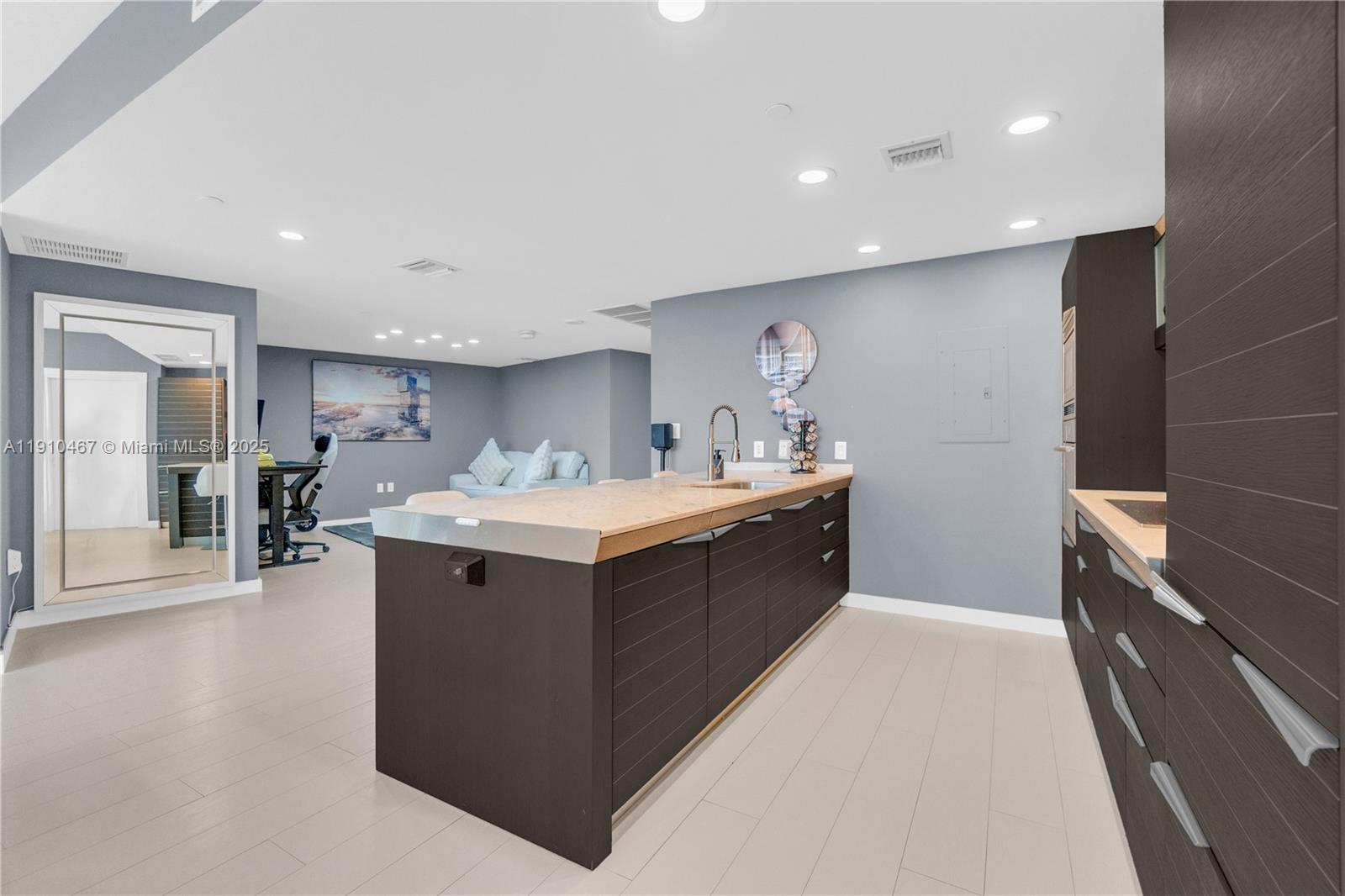 200 Biscayne Boulevard Way 3907