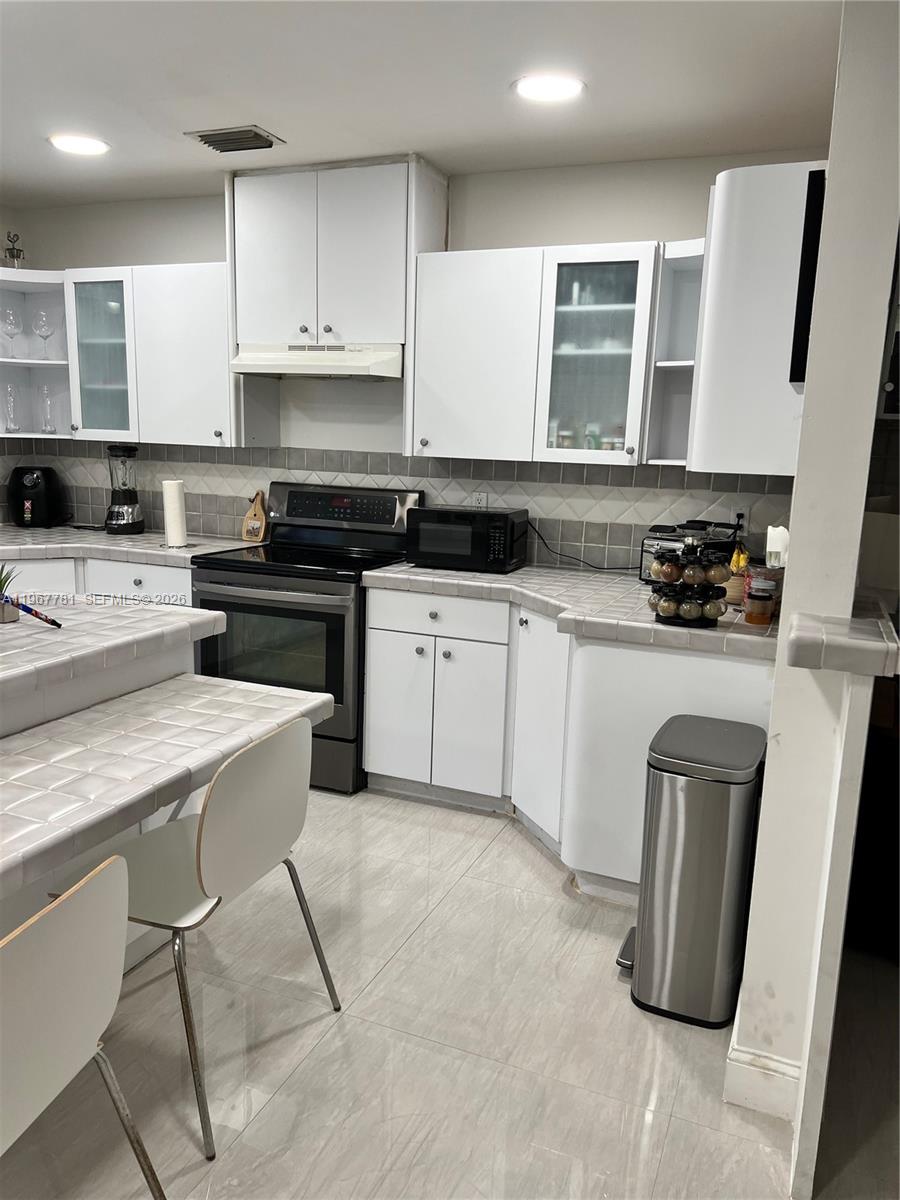 CORAL VILLAS REV - Residential