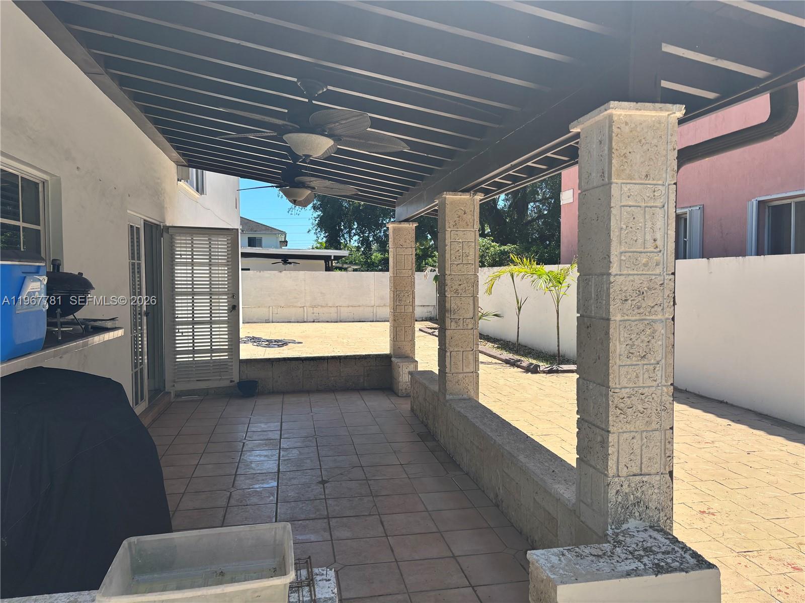 CORAL VILLAS REV - Residential