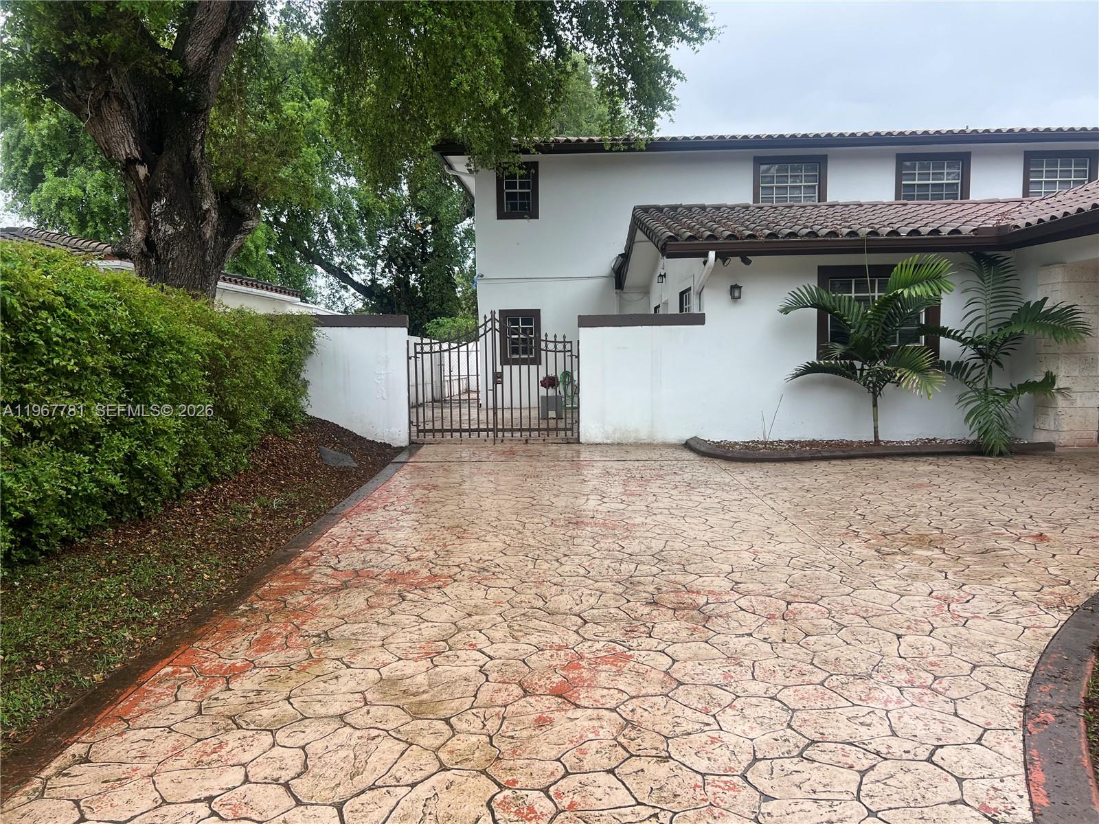 CORAL VILLAS REV - Residential