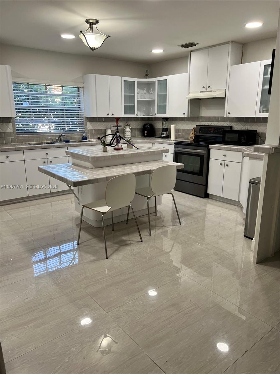 CORAL VILLAS REV - Residential