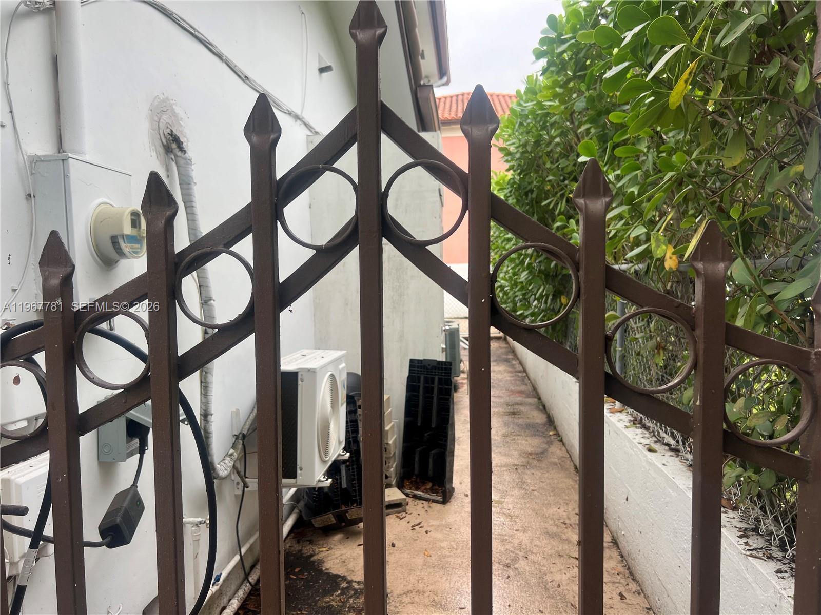 CORAL VILLAS REV - Residential