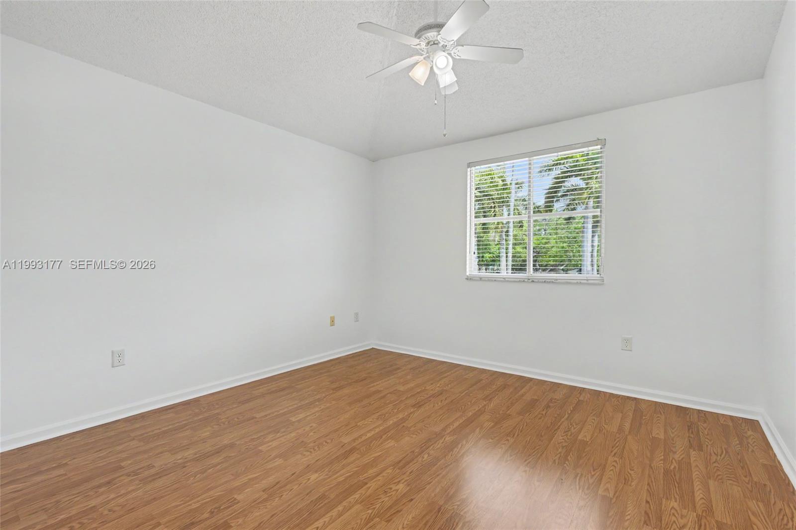 SUNSET PLAZA - Residential