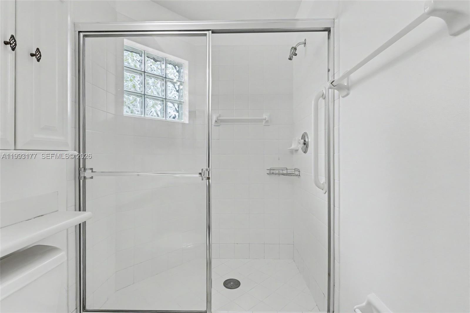 SUNSET PLAZA - Residential